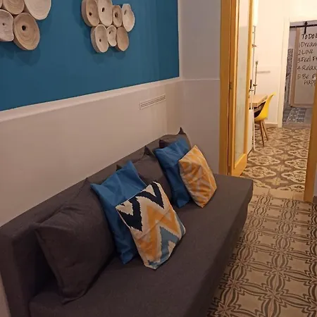 Con Cortile A 30 Mt. Dal Mare Μπάρι