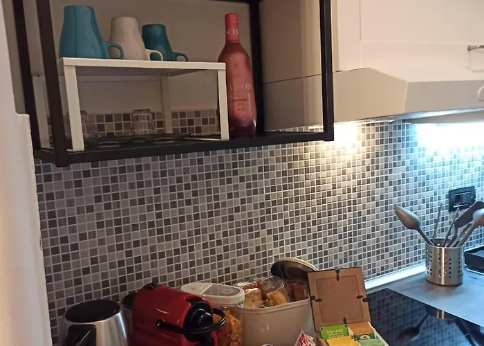 Con Cortile A 30 Mt. Dal Mare Apartament *